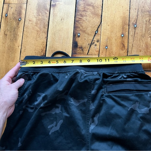 Under Armour Men’s Large Dark Camo Black Sportstyle Jogger Pants Gym Active - Picture 9 of 10